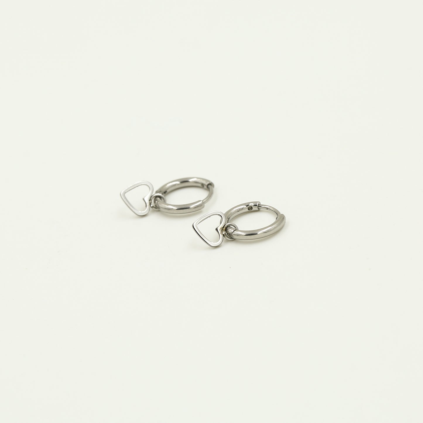 Oorringen met hartje stainless steel