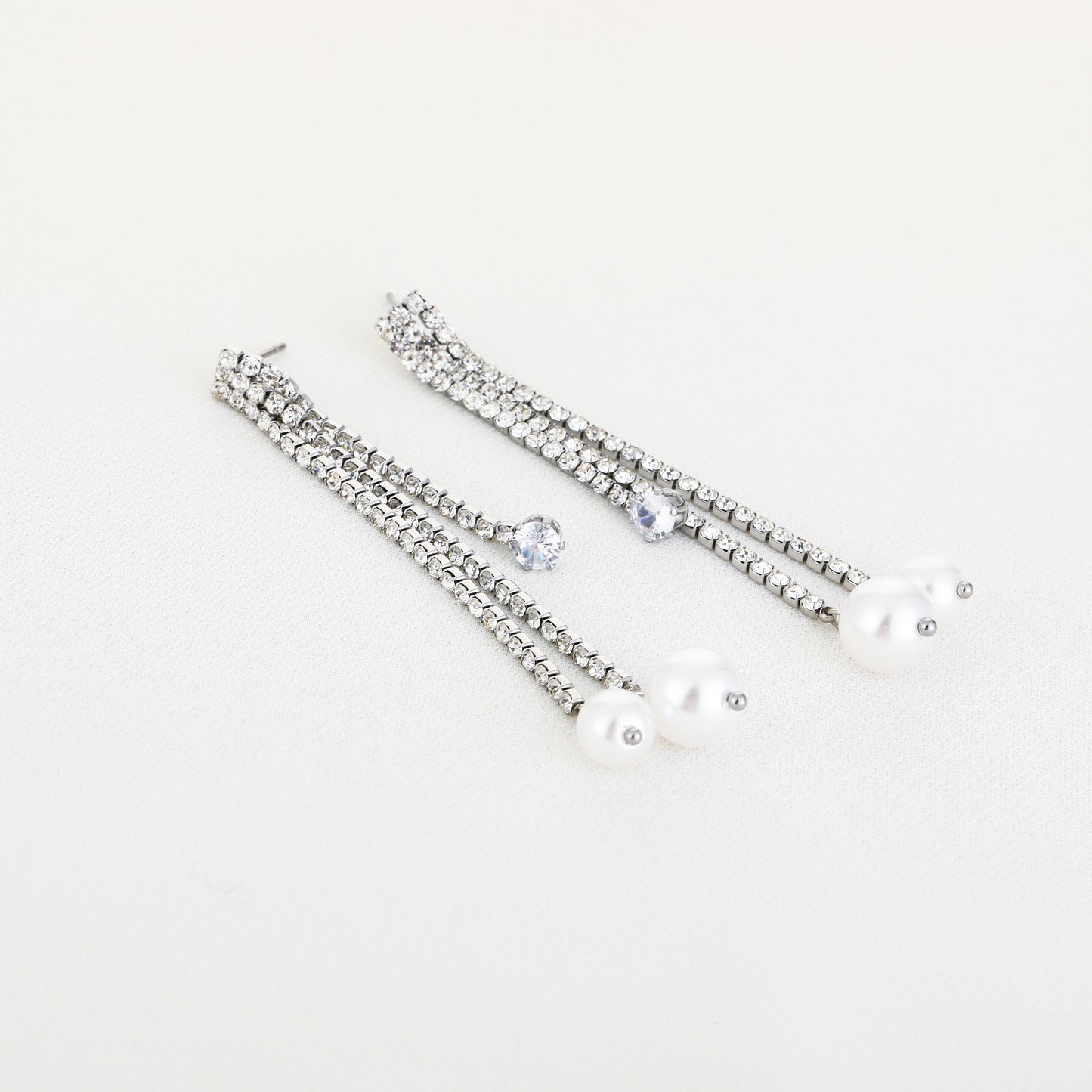 Strass oorbellen met parels