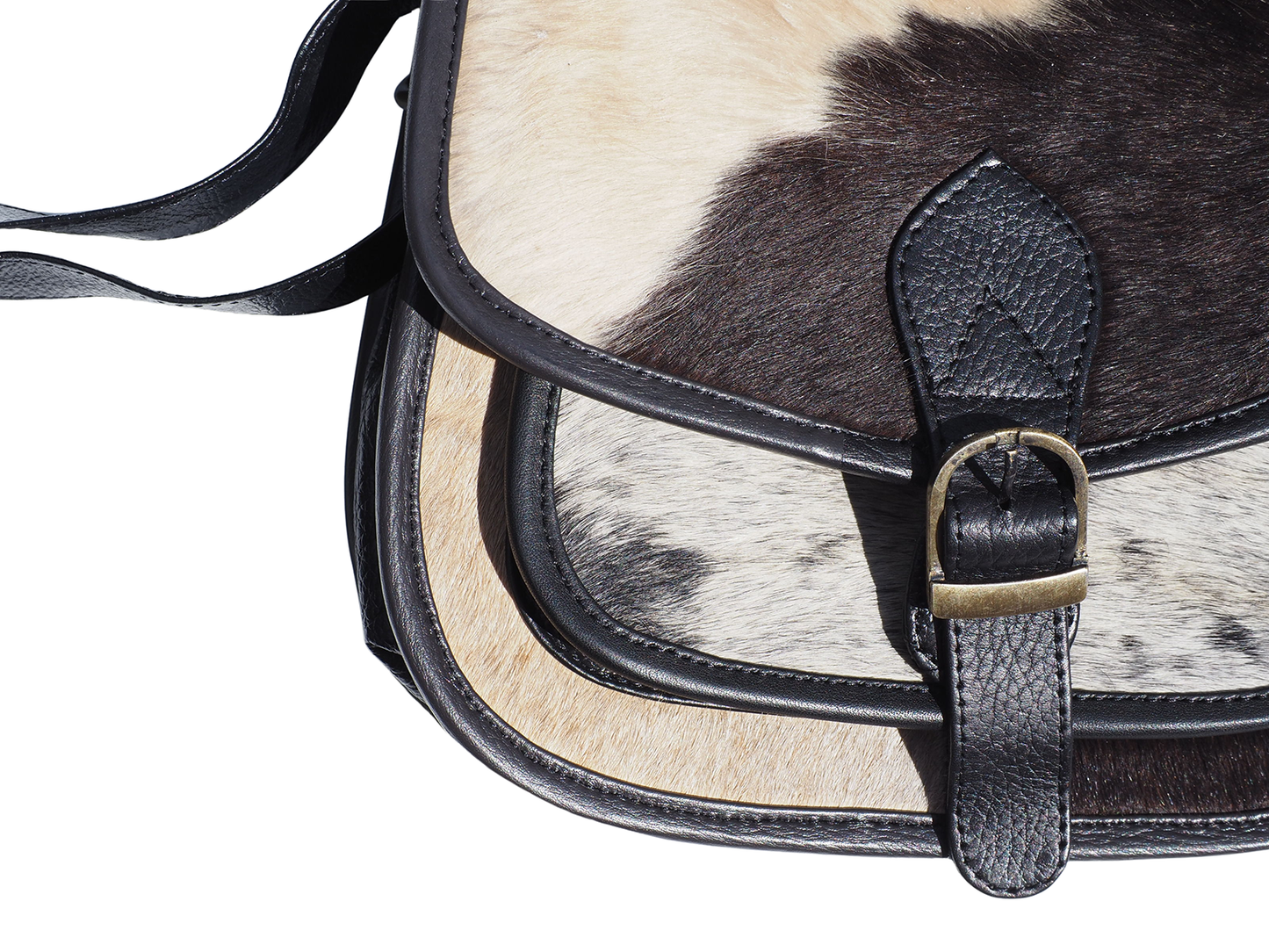 Lederen crossbody tas met koeienhuid en gesp