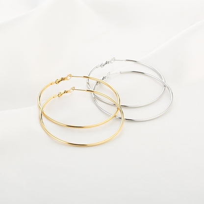 Oorringen goud of zilverkleur stainless steel
