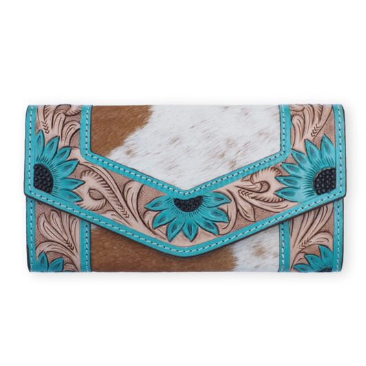 Portemonnee koeienhuid met hand bewerkt leder en turquoise accenten